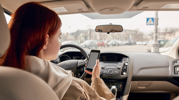 Why Looking at Your Phone Behind the Wheel Is Never Worth It